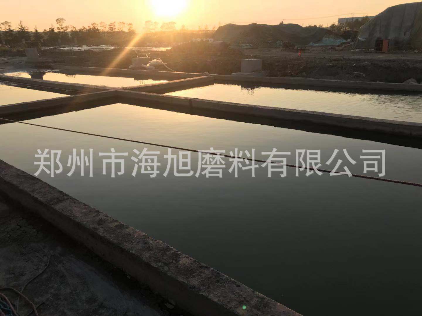(3)